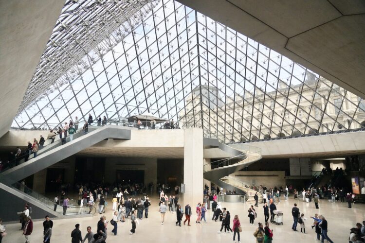 Priceless search: Hopes of recovering Louvre's crown jewels falter as search continues